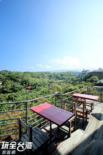 Museum Traveler'S Bnb Sanzhi Esterno foto