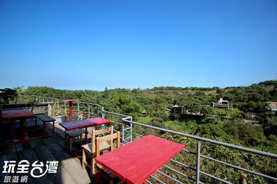 Museum Traveler'S Bnb Sanzhi Esterno foto