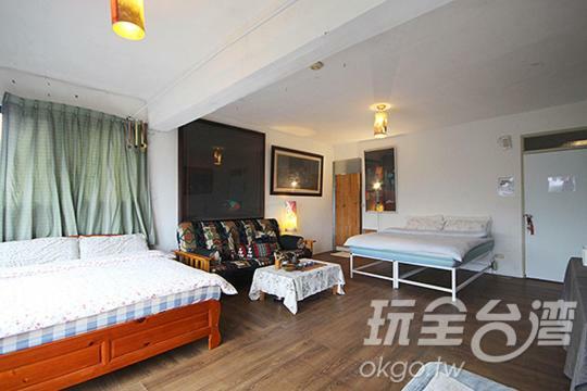 Museum Traveler'S Bnb Sanzhi Esterno foto